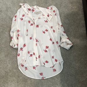 Loft S white floral button up